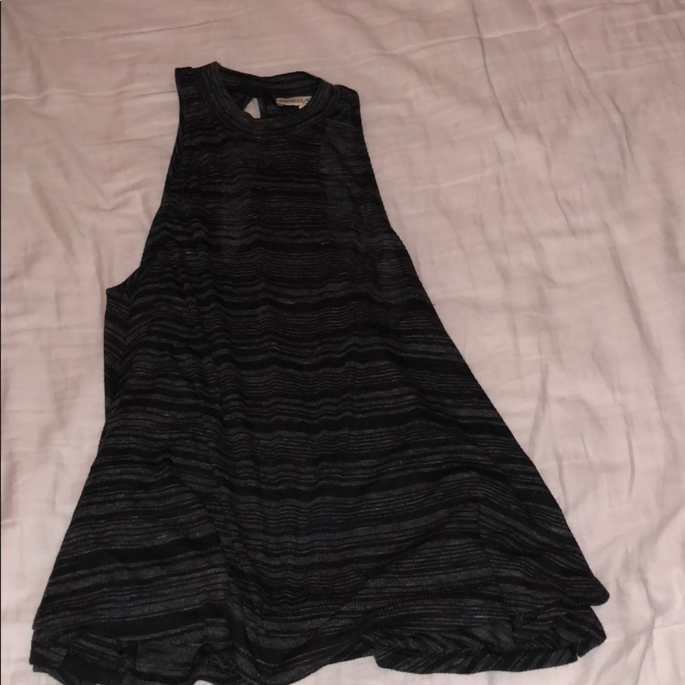 Perfect black and gray tank for a night out